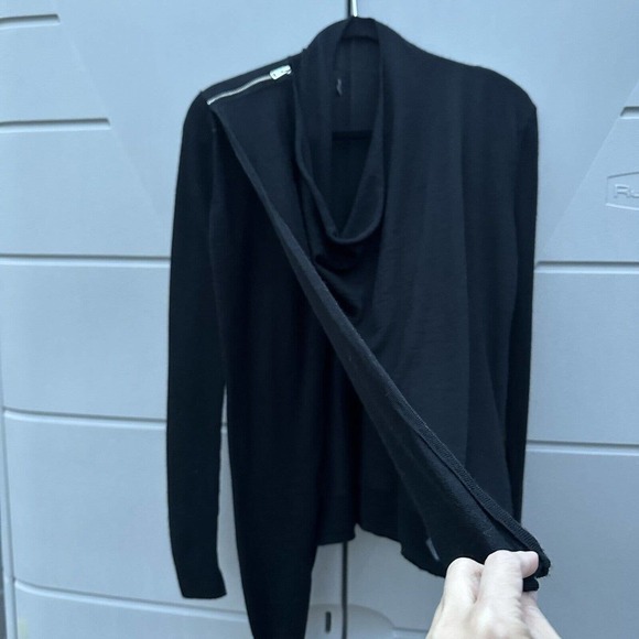 Allsaints Womens black Drina Asymmetrical Drape merino wool knit Jacket sz Small - Picture 7 of 12